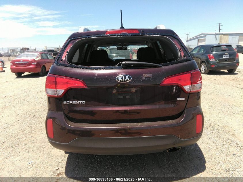 2015 KIA SORENTO LX - 5XYKTCA63FG594963