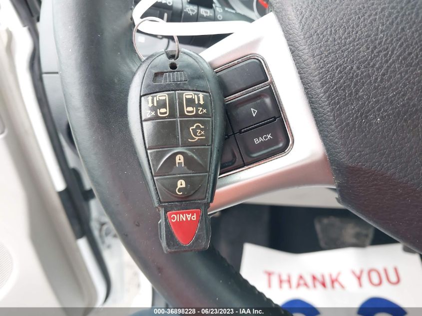 2014 DODGE GRAND CARAVAN SXT - 2C4RDGCG4ER344876
