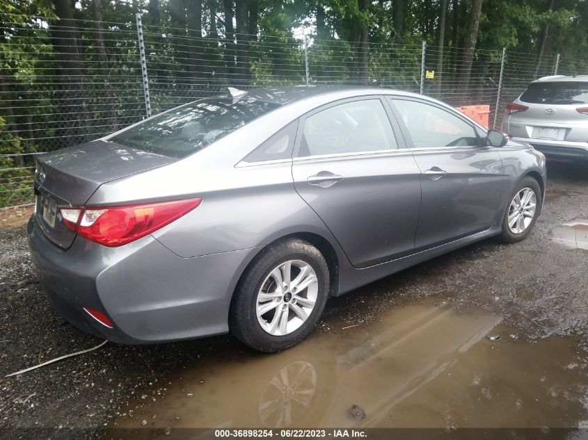 2014 HYUNDAI SONATA GLS - 5NPEB4AC5EH839619