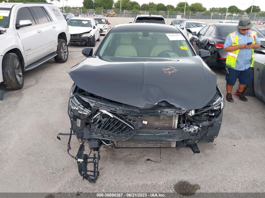 2018 BUICK REGAL SPORTBACK ESSENCE - W04GP6SX0J1063208