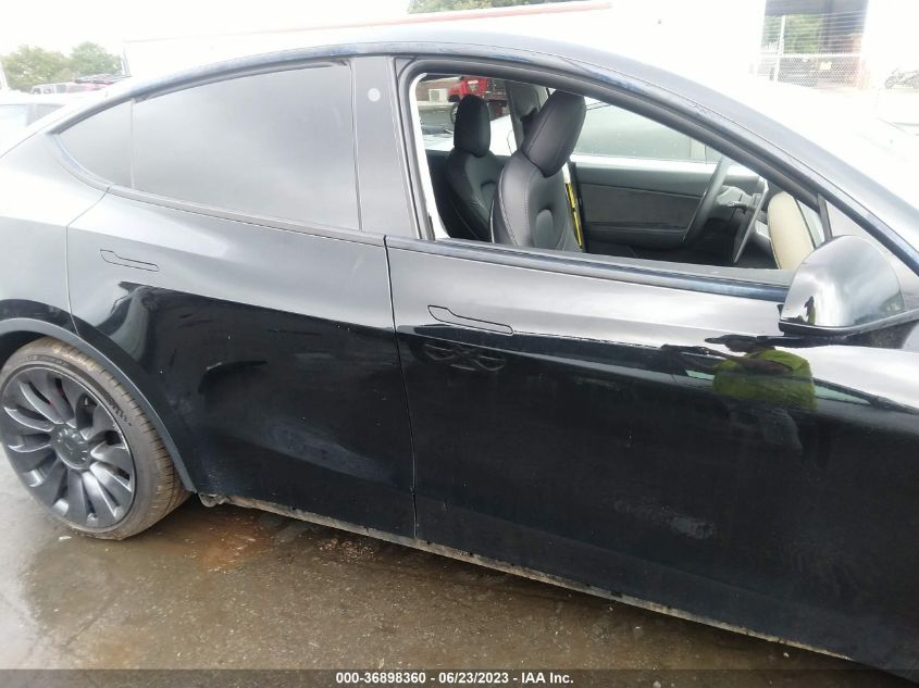 2021 TESLA MODEL Y PERFORMANCE - 5YJYGDEF8MF134099