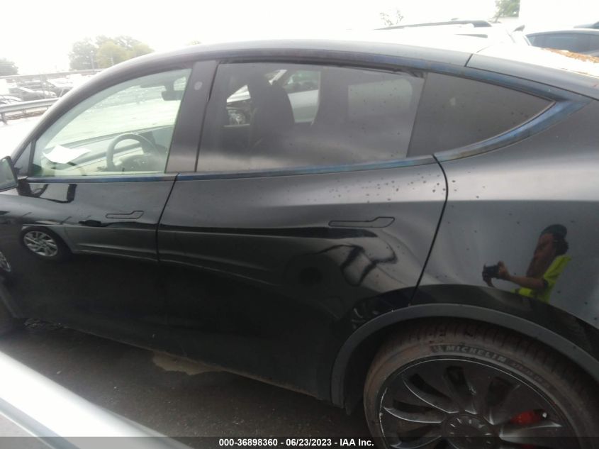 2021 TESLA MODEL Y PERFORMANCE - 5YJYGDEF8MF134099