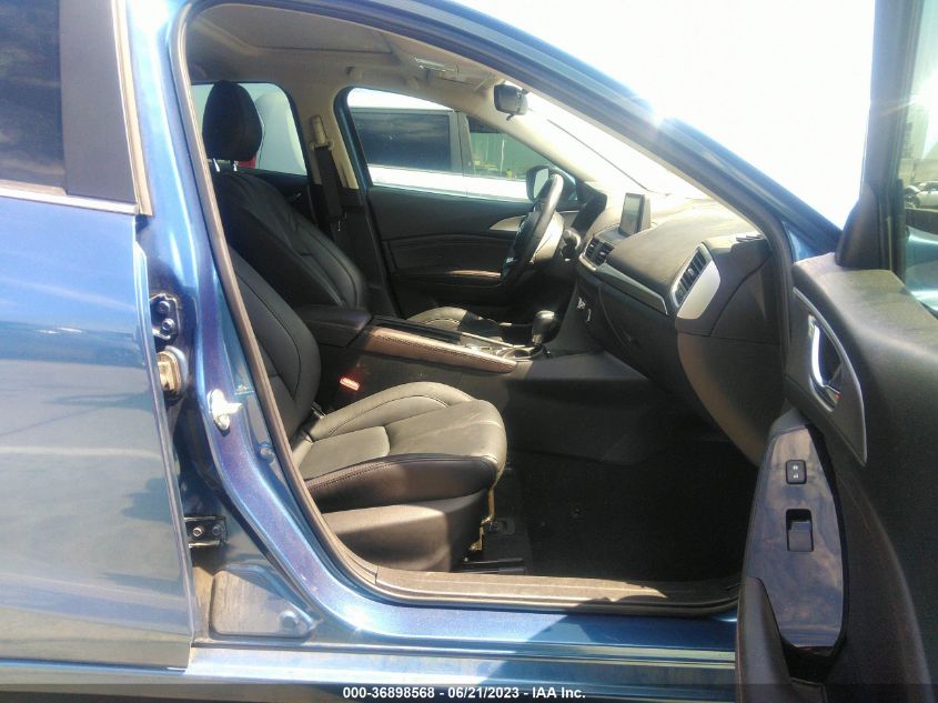 2018 MAZDA MAZDA3 4-DOOR TOURING - 3MZBN1V32JM190656