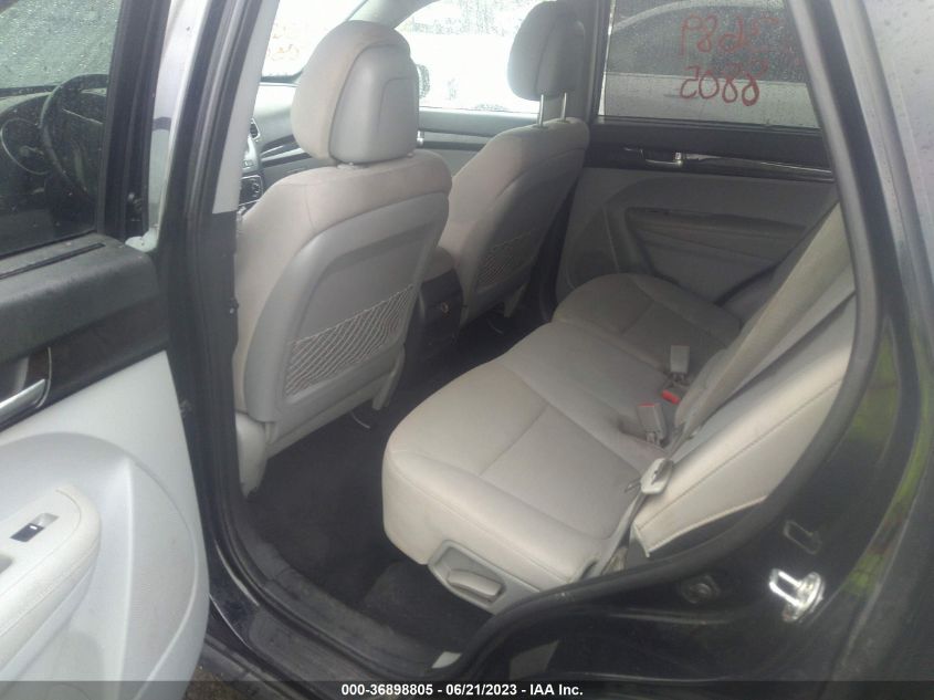 2014 KIA SORENTO LX - 5XYKTCA60EG436689