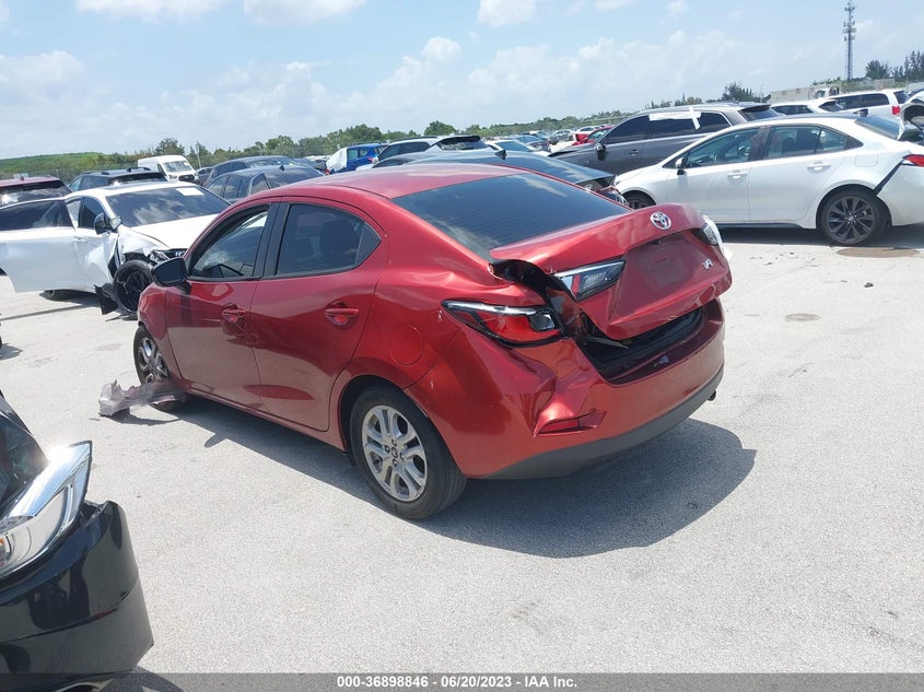 VIN 3MYDLBYV3JY318367 2018 TOYOTA YARIS IA