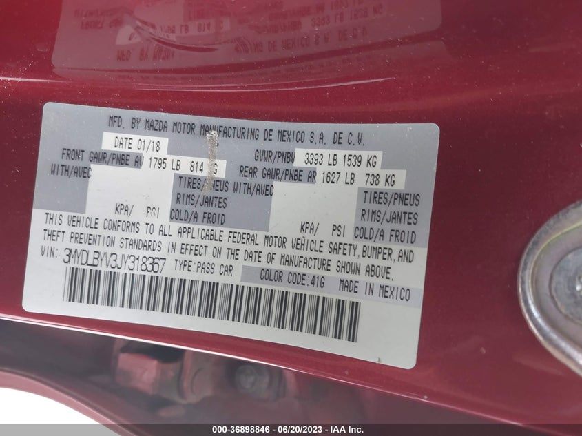VIN 3MYDLBYV3JY318367 2018 TOYOTA YARIS IA
