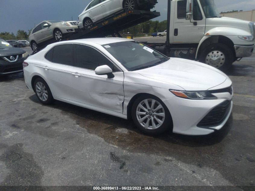 2018 TOYOTA CAMRY LE/SE/XLE/L - 4T1B11HK1JU648101