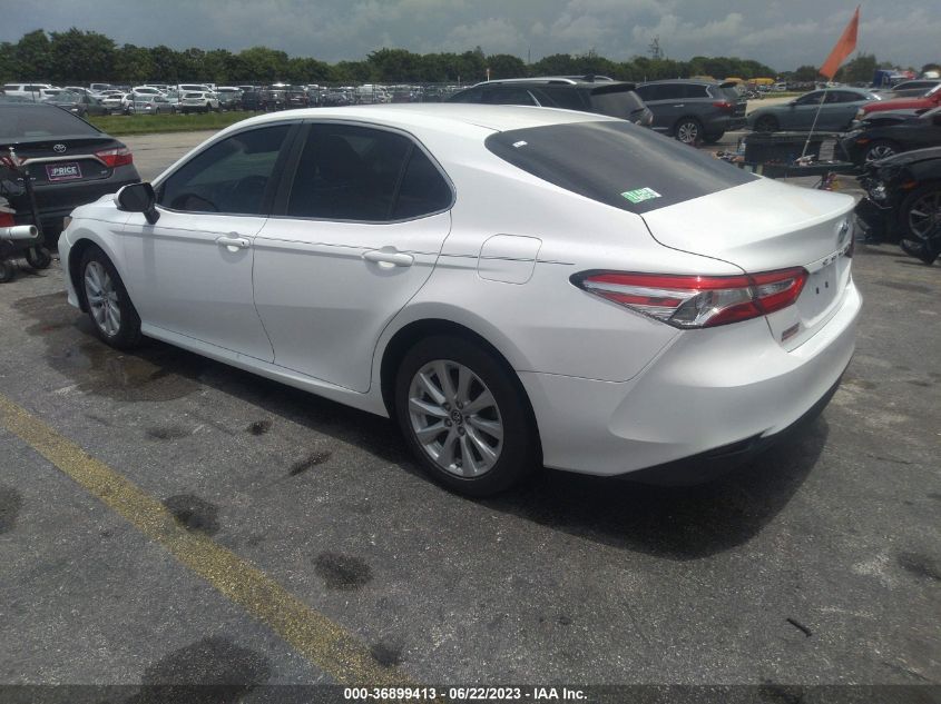 2018 TOYOTA CAMRY LE/SE/XLE/L - 4T1B11HK1JU648101
