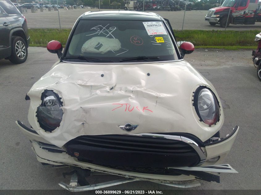 2016 MINI COOPER HARDTOP 4 DOOR WMWXU1C5XG2D11692