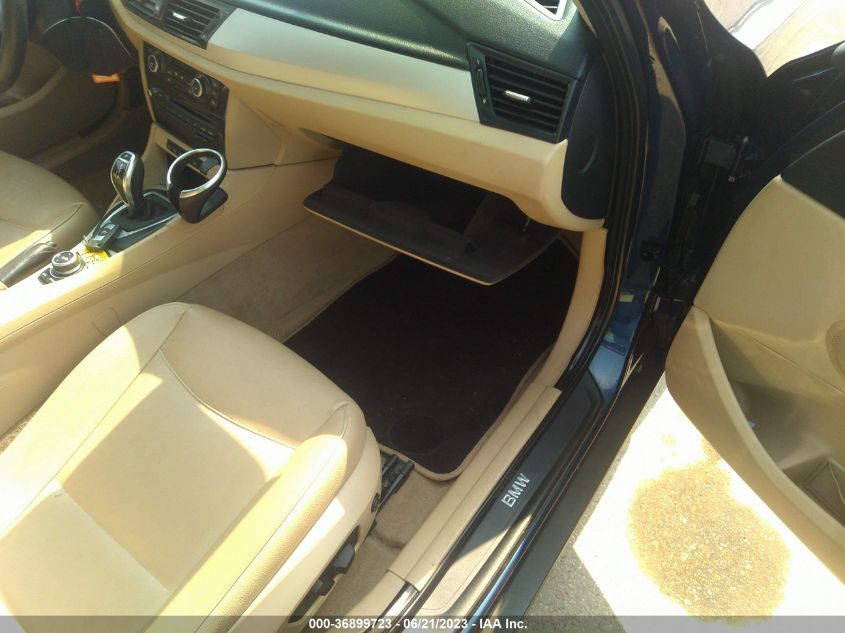 2014 BMW X1 XDRIVE28I - WBAVL1C59EVY12639