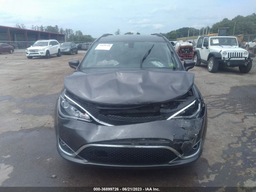 2C4RC1FG6JR352550 2018 CHRYSLER PACIFICA, photo no. 11