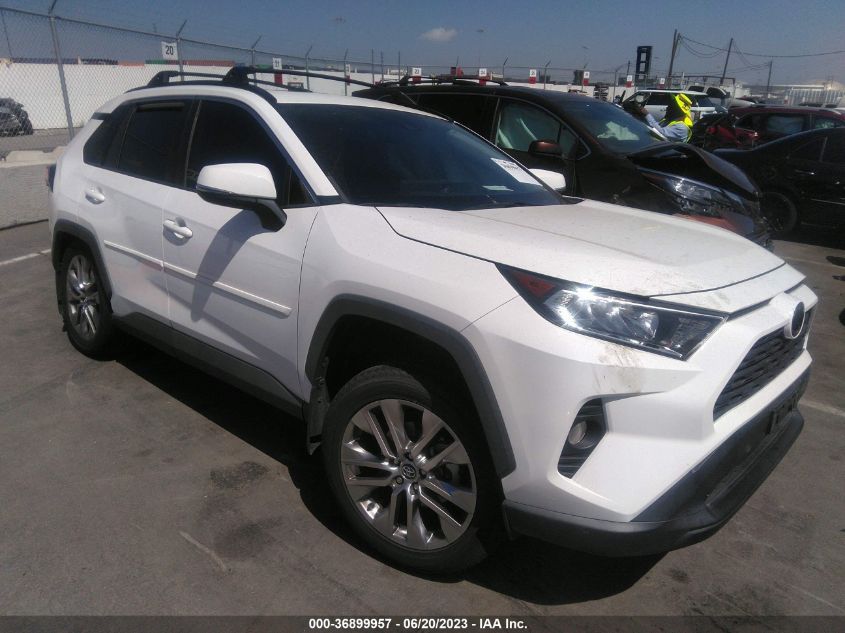 2020 TOYOTA RAV4 XLE PREMIUM - 2T3C1RFV4LW067153