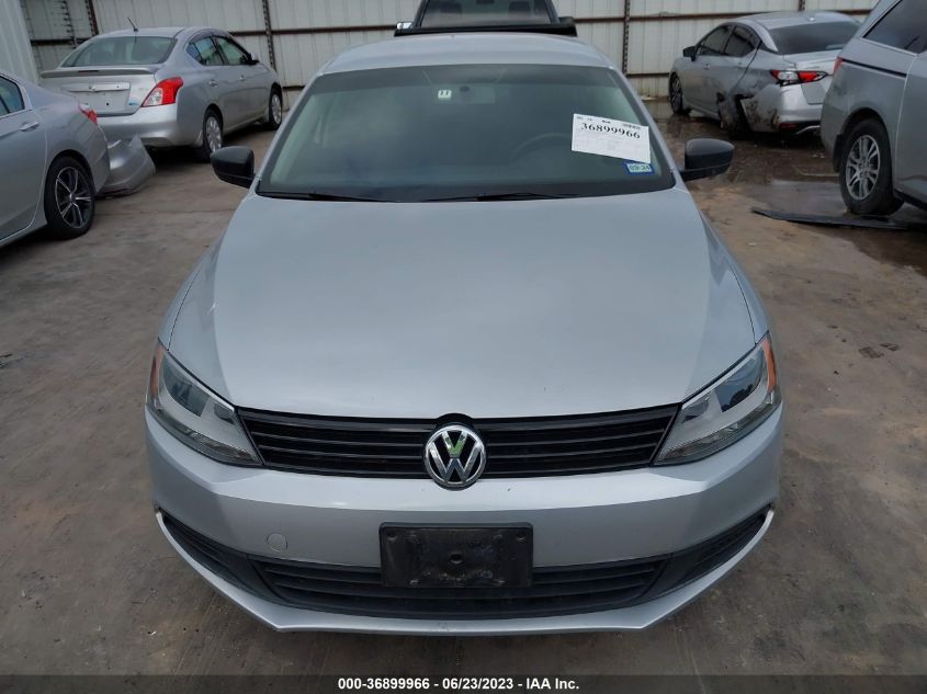 2014 VOLKSWAGEN JETTA SEDAN S - 3VW1K7AJ2EM396495