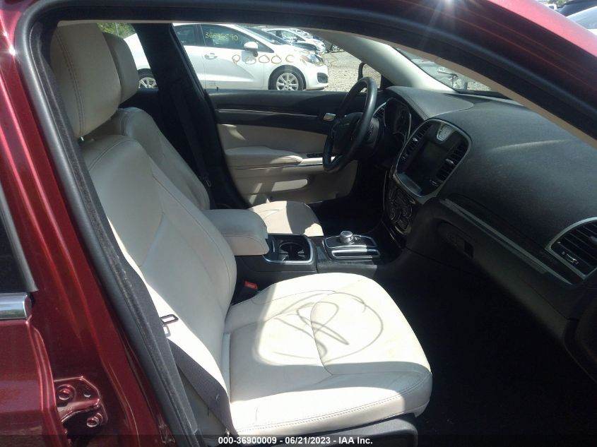 2016 CHRYSLER 300 LIMITED - 2C3CCAAG4GH111389