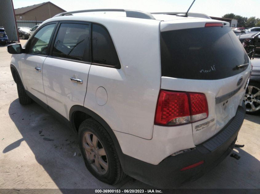2013 KIA SORENTO LX - 5XYKT3A60DG405179