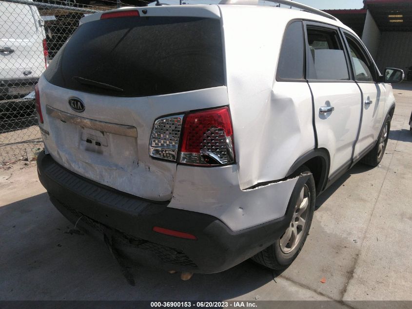 2013 KIA SORENTO LX - 5XYKT3A60DG405179