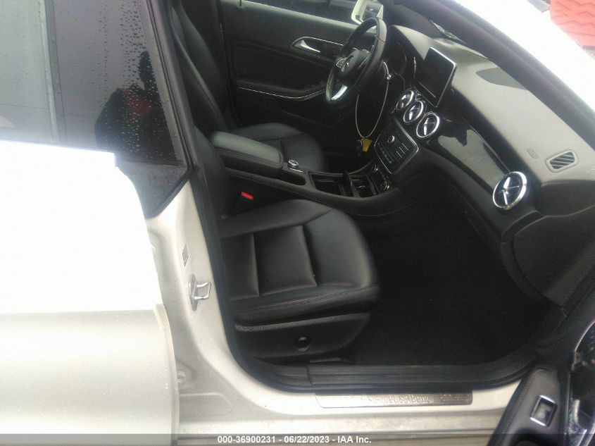 2015 MERCEDES-BENZ CLA-CLASS CLA 250 - WDDSJ4EB6FN196552