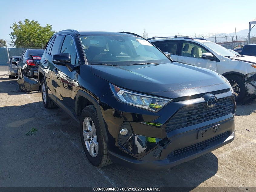 TOYOTA RAV4 XLE 2019