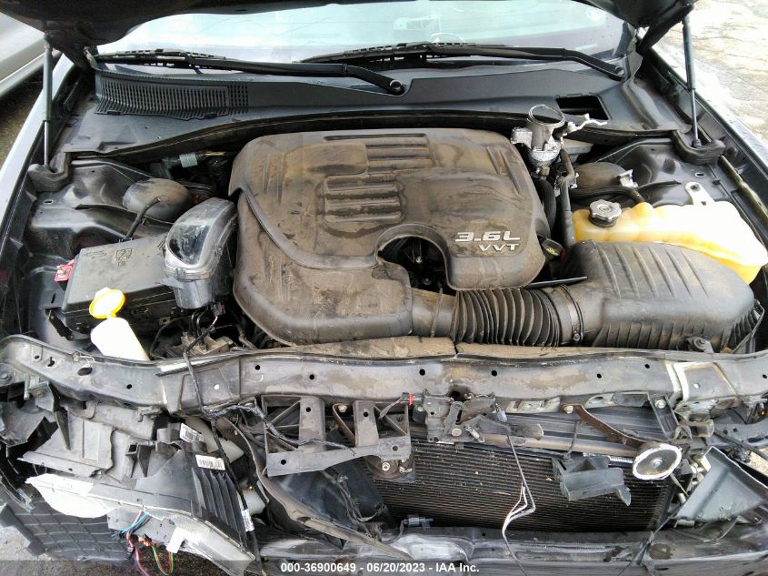 2015 CHRYSLER 300 300S - 2C3CCABG2FH882124