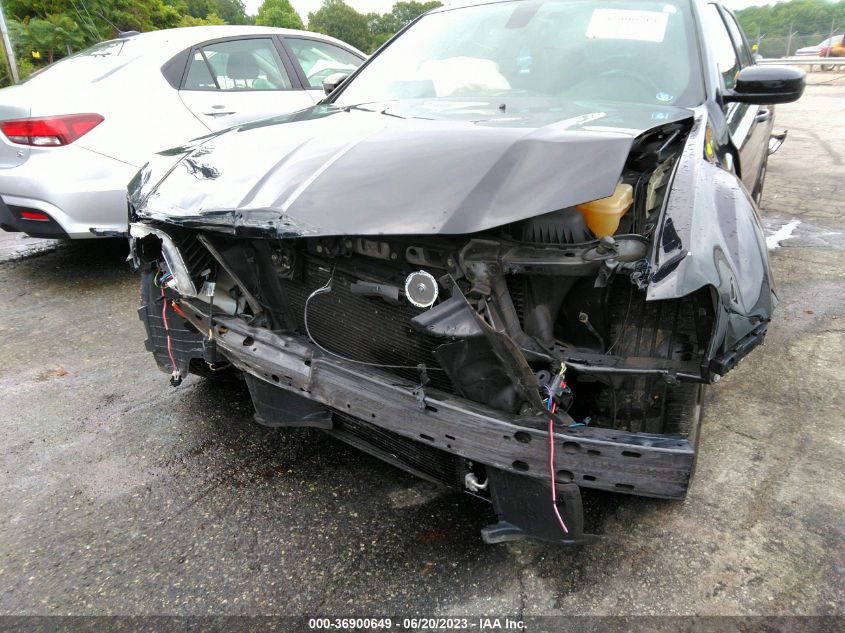 2015 CHRYSLER 300 300S - 2C3CCABG2FH882124