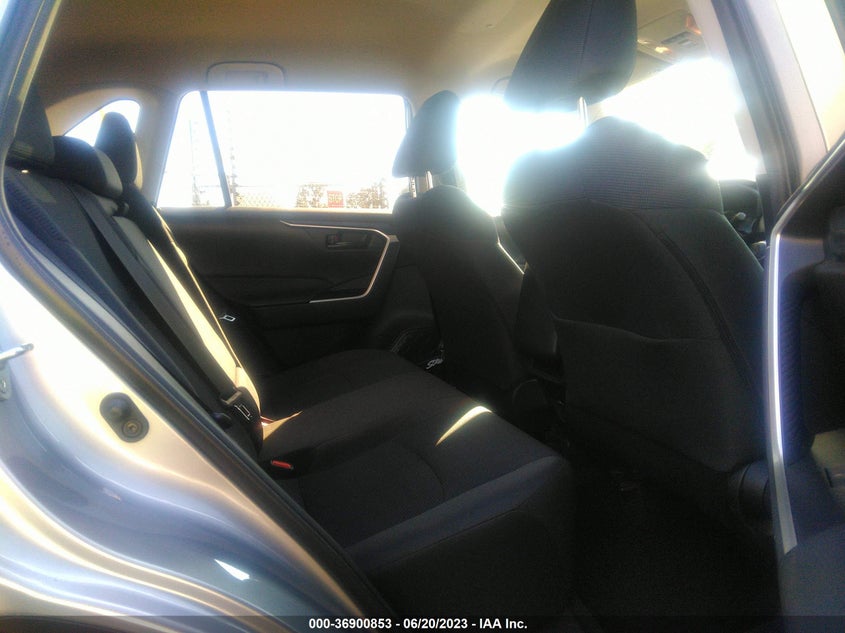 VIN 2T3K1RFV7MC105344 2021 TOYOTA RAV4 LE