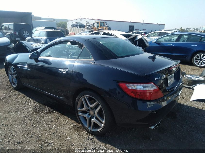 2016 MERCEDES-BENZ SLK SLK 300 - WDDPK3JA0GF115793
