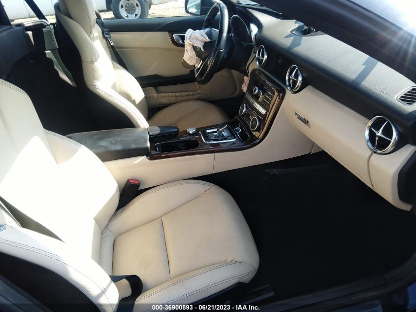 2016 MERCEDES-BENZ SLK SLK 300 - WDDPK3JA0GF115793