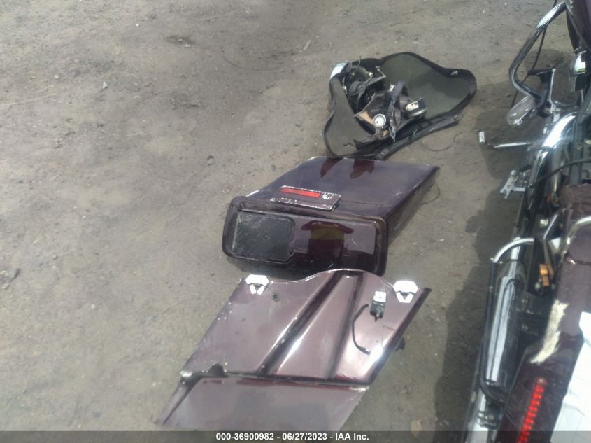 2006 HARLEY-DAVIDSON FLHXI 1HD1KBW166Y685348