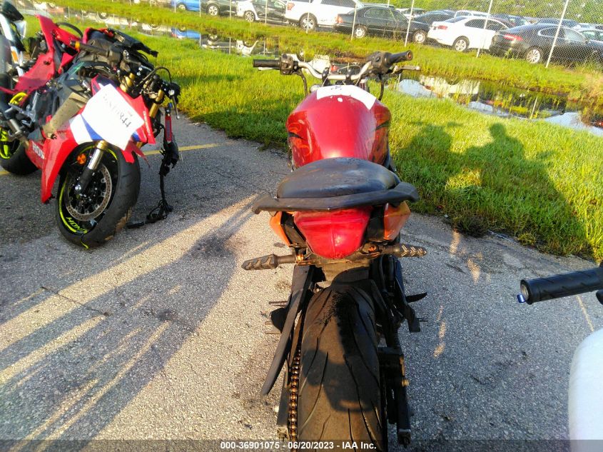 2011 YAMAHA FZ6 R JYARJ18E8BA007328