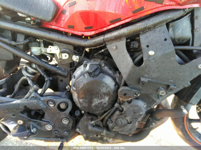 2011 YAMAHA FZ6 R JYARJ18E8BA007328