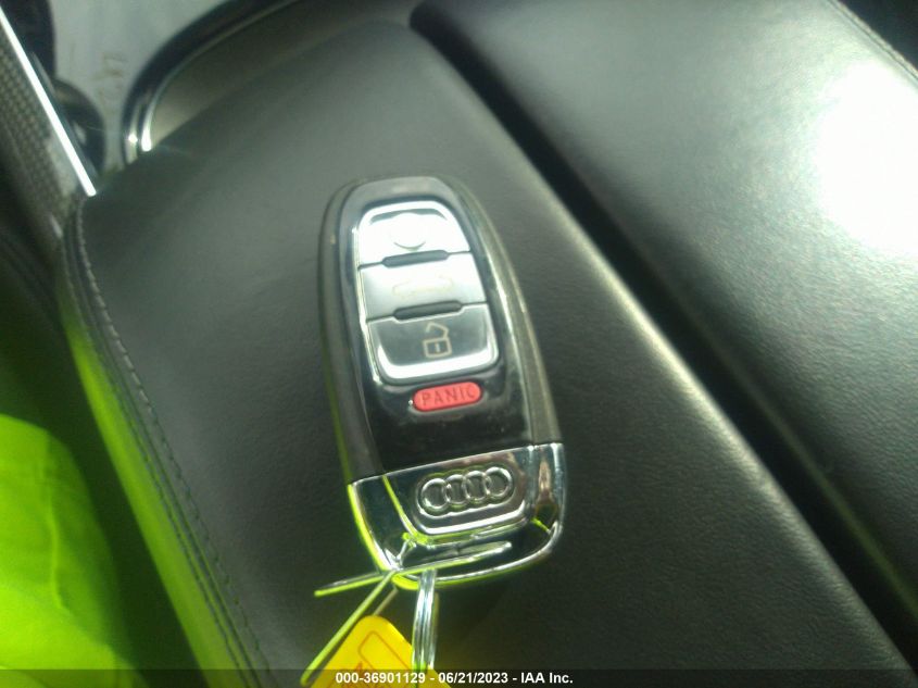 2015 AUDI S8 QUATTRO - WAUK2AFD5FN008235
