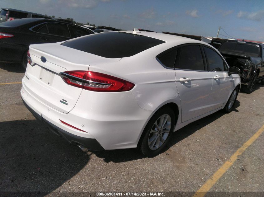 2020 FORD FUSION SE - 3FA6P0HD9LR187858