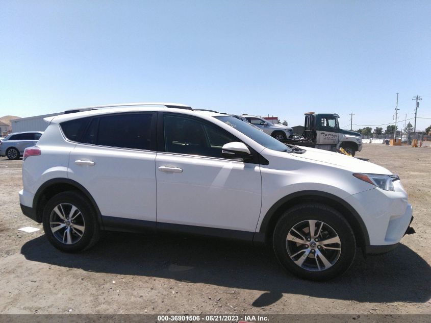 2017 TOYOTA RAV4 XLE - JTMWFREV4HJ144061