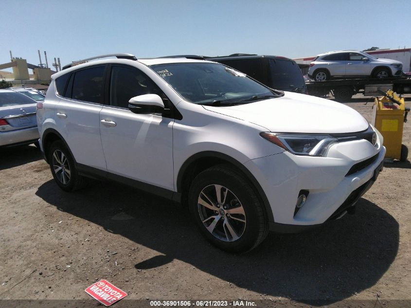 2017 TOYOTA RAV4 XLE - JTMWFREV4HJ144061