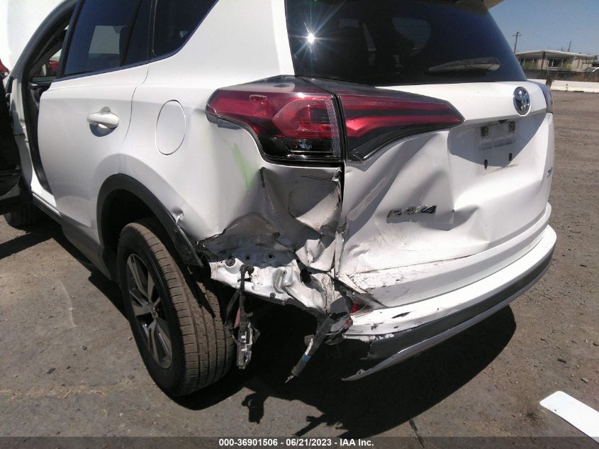 2017 TOYOTA RAV4 XLE - JTMWFREV4HJ144061
