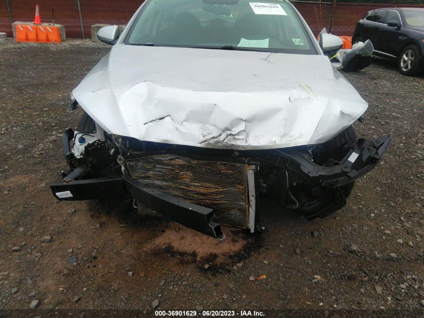 2018 HYUNDAI ELANTRA SEL - 5NPD84LF9JH389257