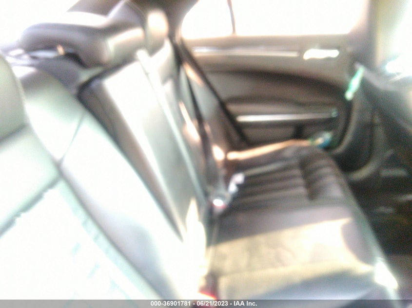 VIN 2C3CCAGG8HH529933 2017 CHRYSLER 300 S