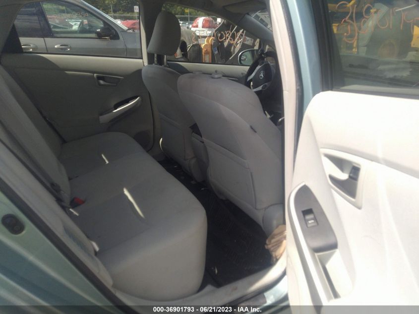 2013 TOYOTA PRIUS FOUR - JTDKN3DU9D5639513
