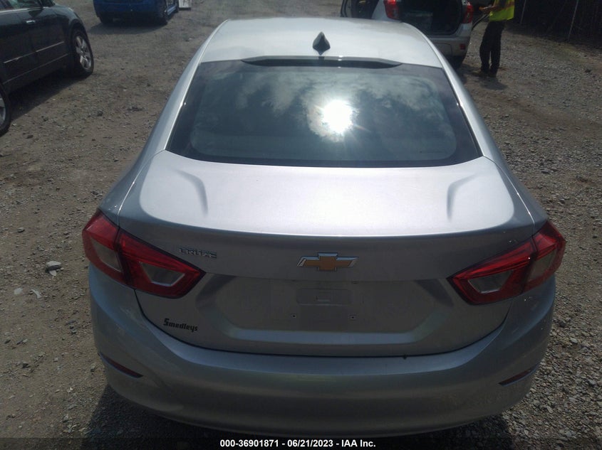 VIN 1G1BC5SM8J7208450 2018 CHEVROLET CRUZE LS