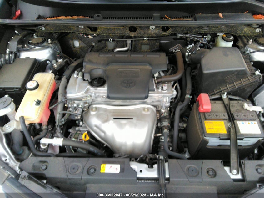 VIN JTMBFREV8JJ246502 2018 TOYOTA RAV4 LE