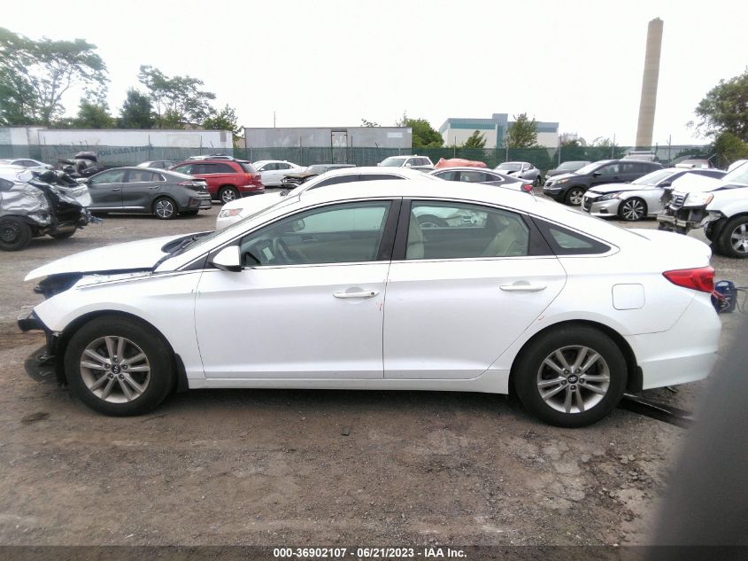 2016 HYUNDAI SONATA 2.4L SE - 5NPE24AF8GH432651