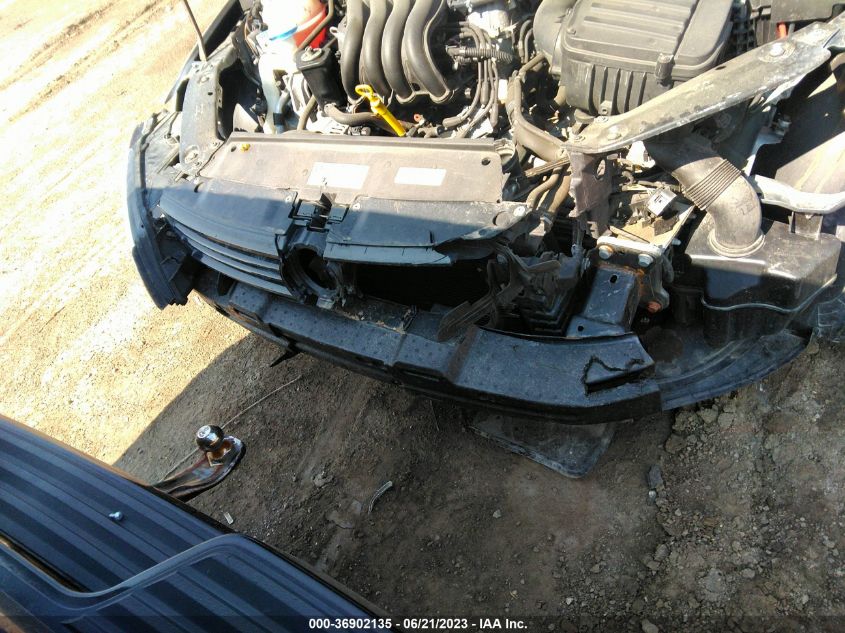 2014 VOLKSWAGEN JETTA SEDAN S - 3VW2K7AJXEM208388