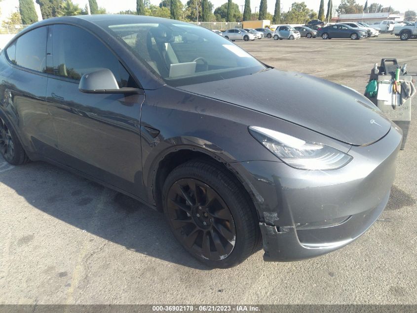 2020 TESLA MODEL Y - 5YJYGDEE9LF039301