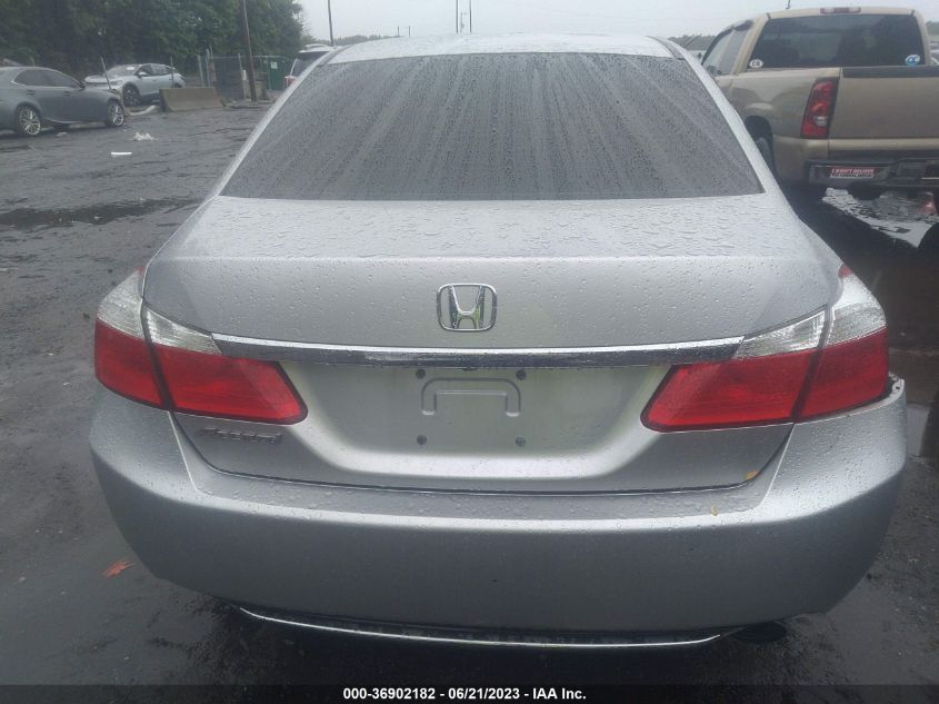 2015 HONDA ACCORD SEDAN LX - 1HGCR2F38FA024681