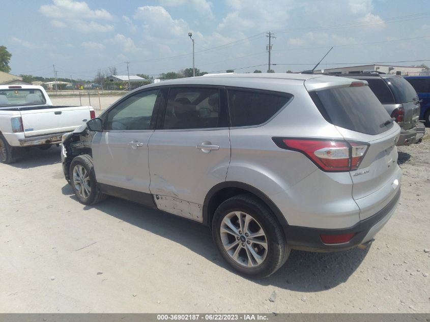 2017 FORD ESCAPE SE - 1FMCU0GD3HUB05836