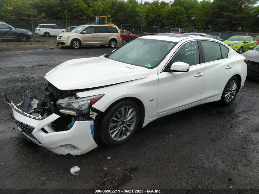 2018 INFINITI Q50 3.0T LUXE - JN1EV7AR5JM439057