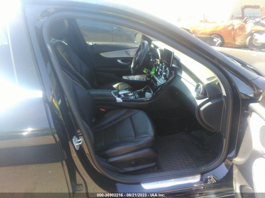 2016 MERCEDES-BENZ C-CLASS C 300 - 55SWF4KB6GU136139