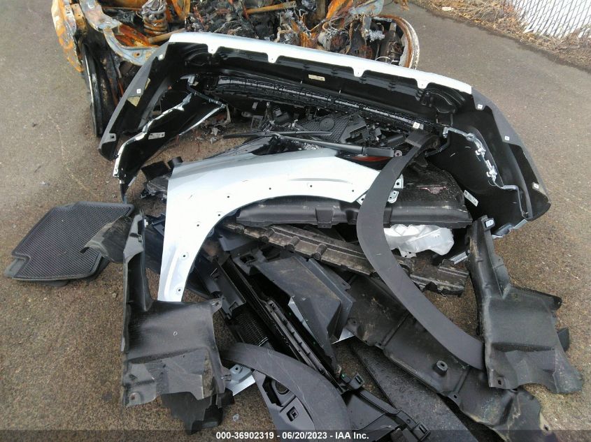 2023 TOYOTA COROLLA CROSS LE - 7MUCAABG3PV044145