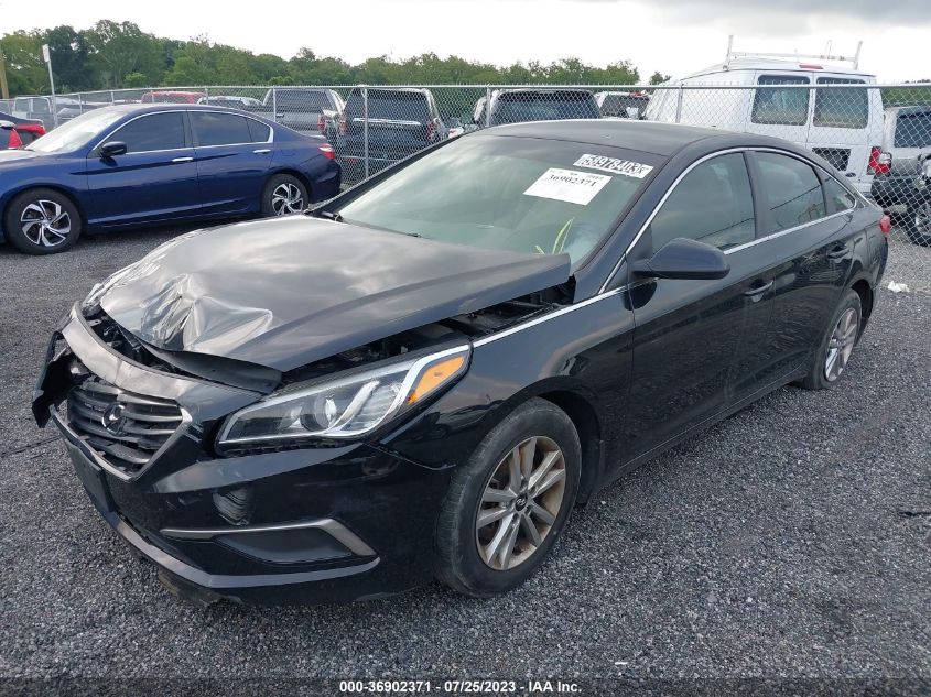 2017 HYUNDAI SONATA SE - 5NPE24AF6HH482496