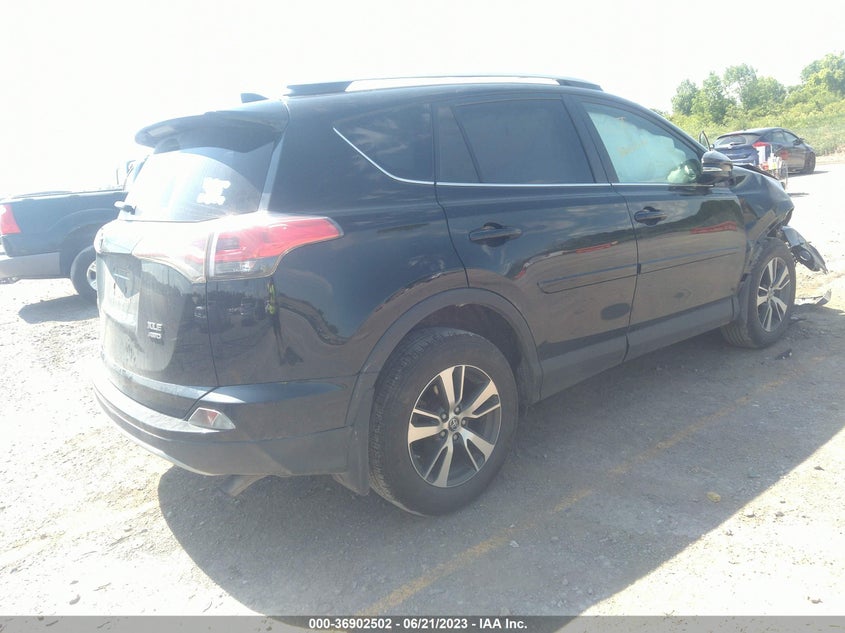 VIN 2T3RFREV0HW637069 2017 TOYOTA RAV4 XLE